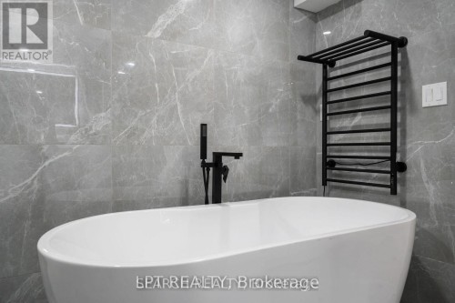 1079 Deta Road, Mississauga, ON 