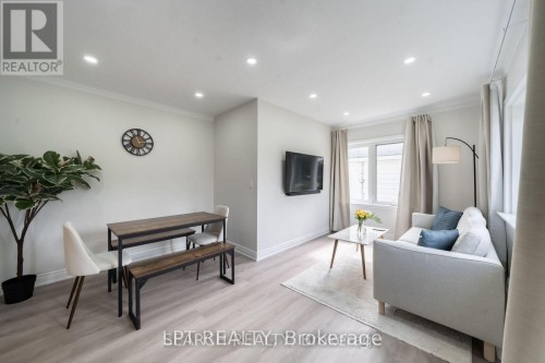 1079 Deta Road, Mississauga, ON 