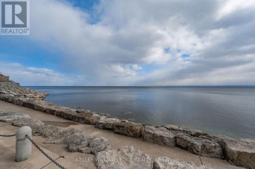 202 - 2060 Lakeshore Road, Burlington, ON 