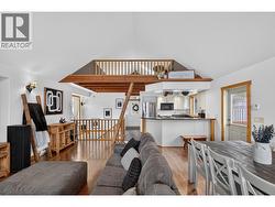 Warm & inviting design - 