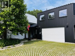 28 CHATHAM N/A Street  Port Burwell, ON N0J 1T0
