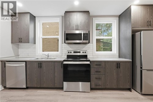 63 Melrose Avenue S, Hamilton, ON 
