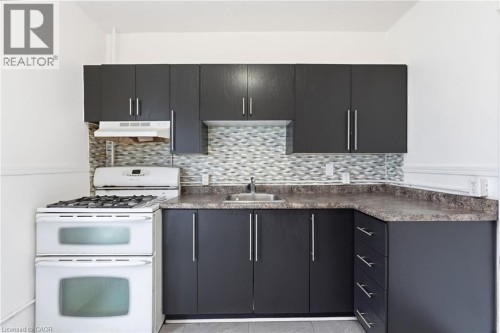 2nd floor unit - 63 Melrose Avenue S, Hamilton, ON 