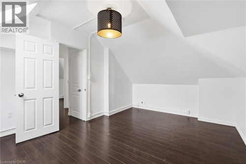 top floor bedroom - 63 Melrose Avenue S, Hamilton, ON 
