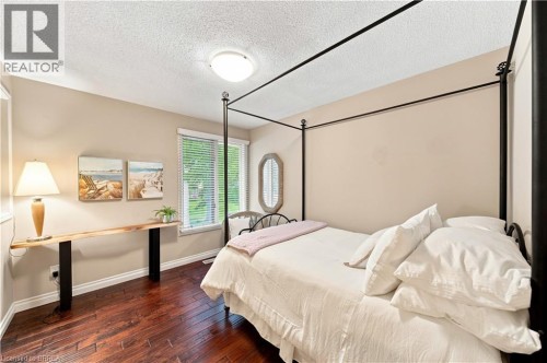 24 Primrose Path, Kitchener, ON 