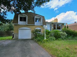 61 Rue Marcel-Meloche  Kirkland, QC H9J 1K5