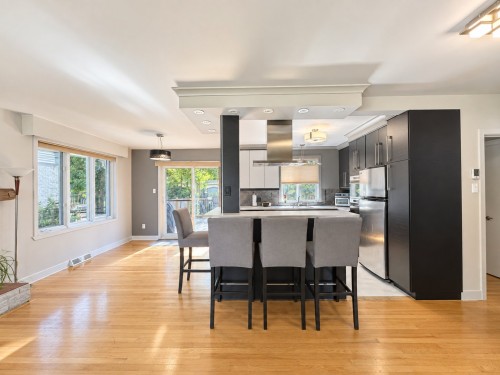 48 Rue de Lacey Green , Kirkland, QC H9H 3H2 4