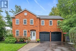 2760 CATHIAN COURT  Mississauga, ON L5L 2C7