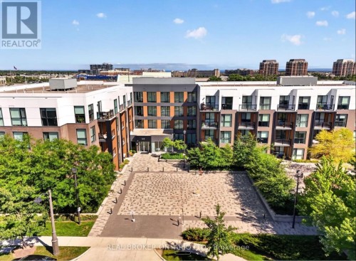 214 - 168 SABINA DRIVE  Oakville, ON L6W 0W5