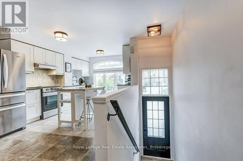 Bright and open - 7222 Deanlee Court, Mississauga, ON 