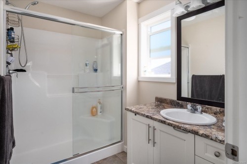 554 Armishaw Rd, Nanaimo, BC 