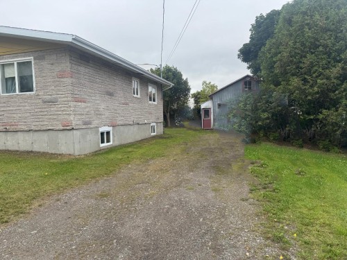 Stationnement - 620 Rue Hudon, Saint-Pascal, QC 