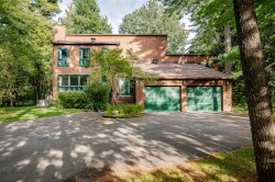 217 Av. du Parc Saint-Jean-Sur-Richelieu, QC J2W 1N1