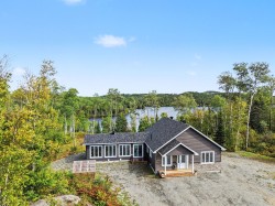 5866 Rue Saguenay Rouyn-Noranda, QC J9Y 0B2