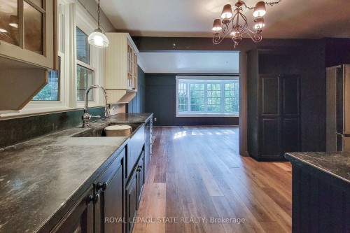 1359 Mountain Grove Avenue, Burlington, ON 