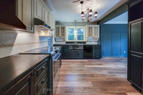 1359 Mountain Grove Avenue, Burlington, ON 