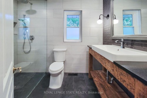 1359 Mountain Grove Avenue, Burlington, ON 