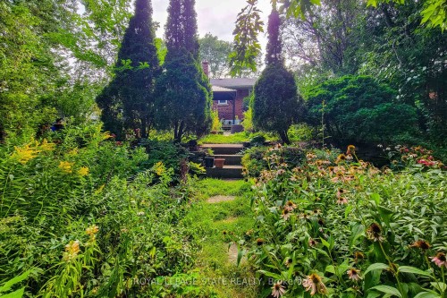 1359 Mountain Grove Avenue, Burlington, ON 
