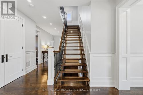 962 Fredonia Drive, Mississauga, ON 
