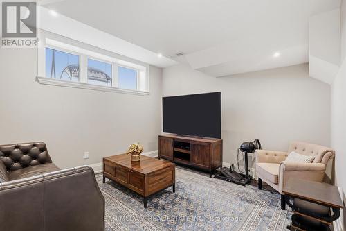 962 Fredonia Drive, Mississauga, ON 