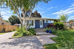 548 SANDBROOK ROAD Oakville, ON L6L 4M7