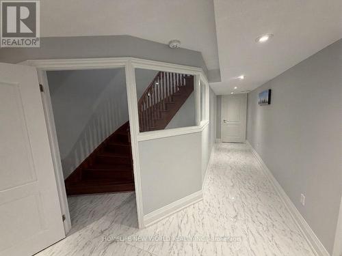 (BSMT) - 63A ROOSEVELT DRIVE , Richmond Hill, Ontario L4C 6V2 2