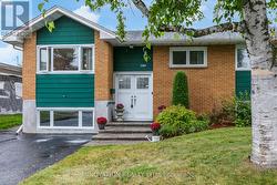 2364 JEFFERSON STREET Ottawa, ON K1H 7A4