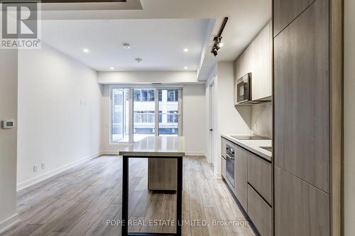 806 - 108 PETER STREET , Toronto, Ontario M5V 0W2 4