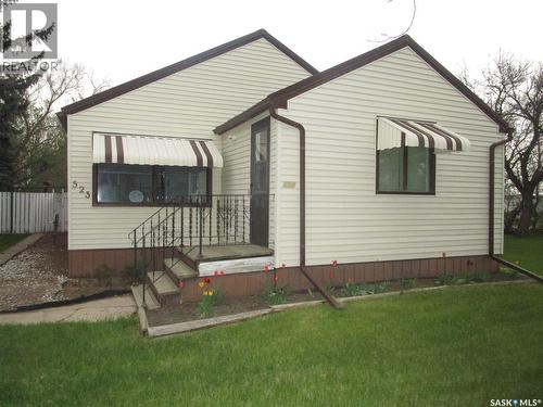 523 3Rd Avenue E, Assiniboia, SK 
