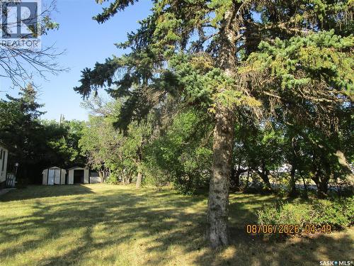 523 3Rd Avenue E, Assiniboia, SK 