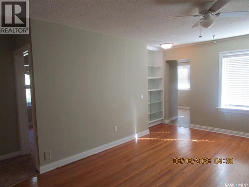 523 3Rd Avenue E, Assiniboia, SK 
