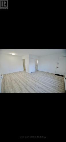 2 - 13 STERLING STREET , London East (East G), Ontario N5Y 1Y4 2
