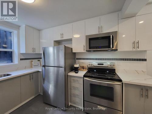 2 - 328 LAKESHORE ROAD , Mississauga, Ontario L5G 1H4 4