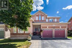 2254 DUNFOREST CRESCENT Oakville, ON L6M 4X3