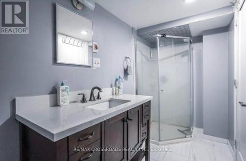 98 KIRBY CRESCENT , Whitby, Ontario L1N 6Z7 5