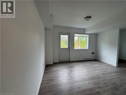 99 HIGHRIVER Trail Unit# (Lower) , Welland, Ontario L3C 0H6 4