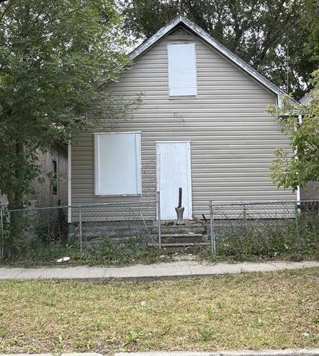 716 Boyd Ave, Winnipeg, MB 