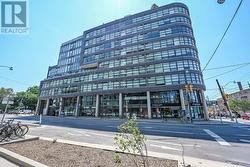 902 - 1201 DUNDAS STREET E Toronto, ON M4M 1S2