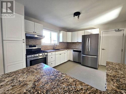 MAIN - 976 TIMMINS GARDENS , Pickering, Ontario L1W 2L2 4