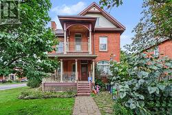10 GLEN AVENUE Smiths Falls, ON K7A 1R9