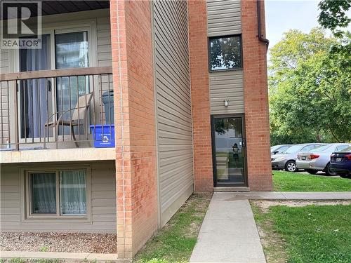 30 HICKORY Street E Unit# 115 , Waterloo, Ontario N2J 4L4 3