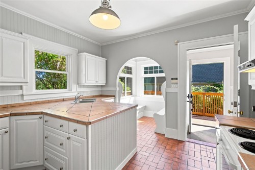 135 Townsite Rd, Nanaimo, BC 
