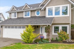 672 Foster Dr Parksville, BC V9P 1A8