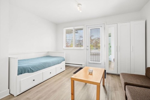 Loft - 11  - 11A Rue Tassé, Sainte-Thérèse, QC 