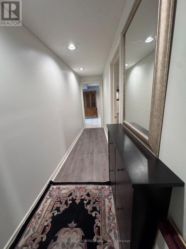 LOWER - 60 SPRING TOWN ROAD , Vaughan, Ontario L4L 8G2 2