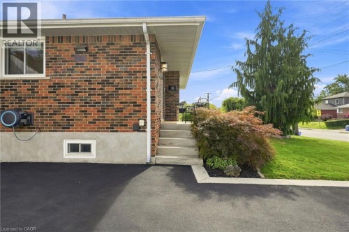 1453 Mountain Grove Avenue, Burlington, ON 