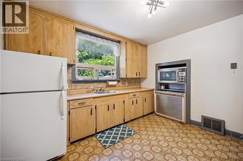 334 Blucher Boulevard, Kitchener, ON 