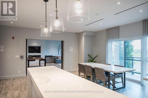 Great option for hosting a large gathering - 205 - 102 Grovewood Common, Oakville, ON 