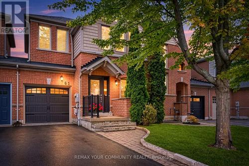 61 COZENS DRIVE  Richmond Hill, ON L4E 4W6