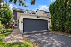 295 KENNEDY LANE E  Ottawa, ON K1E 3M5